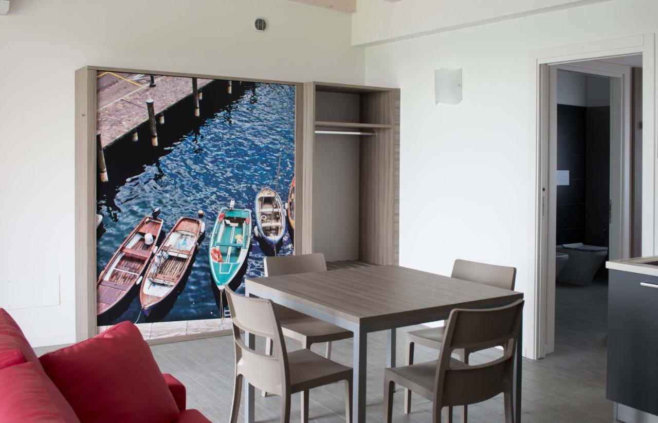 Relais Rosa Dei Venti -Ciao Vacanze- Moniga del Garda Εξωτερικό φωτογραφία