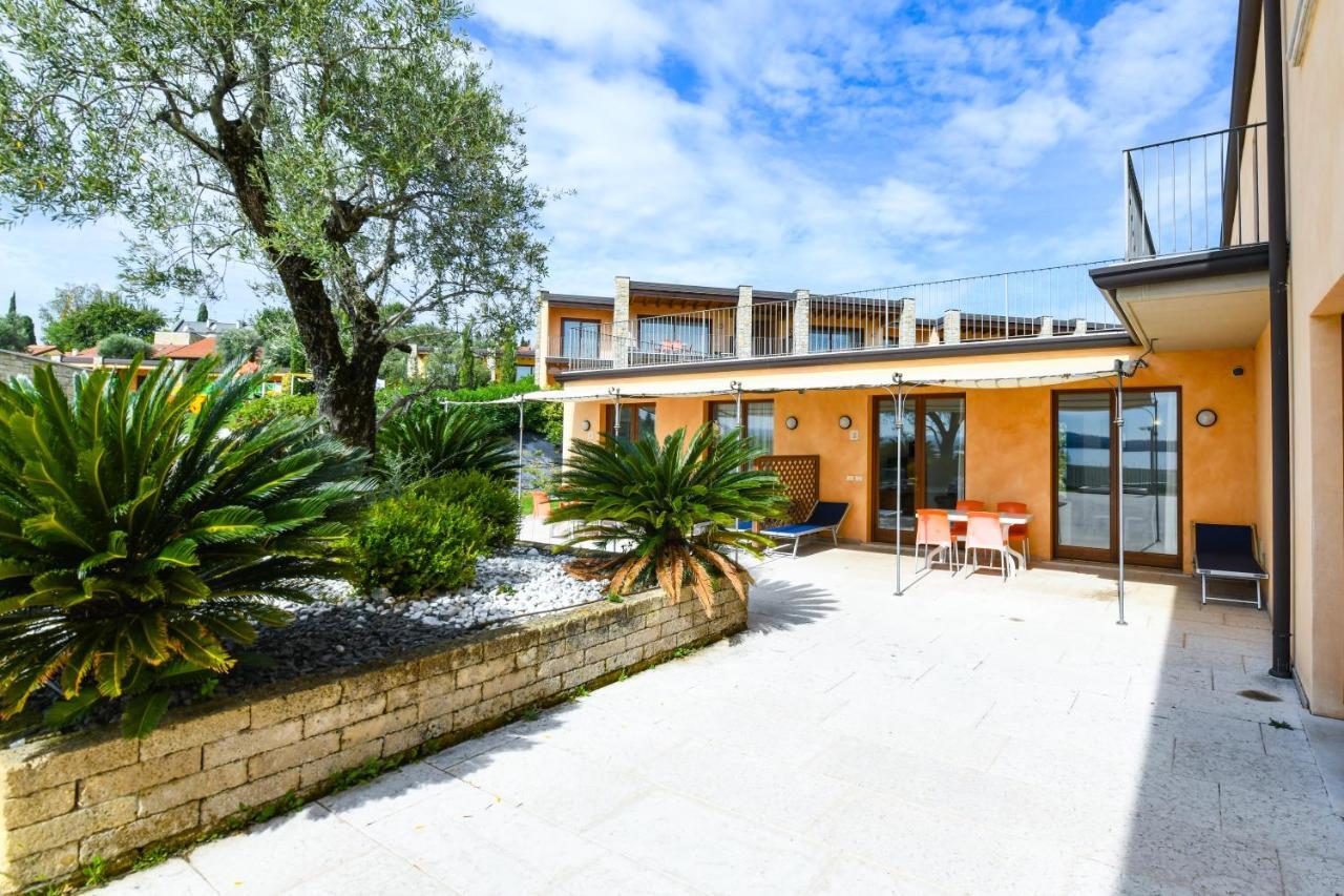 Relais Rosa Dei Venti -Ciao Vacanze- Moniga del Garda Εξωτερικό φωτογραφία
